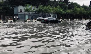 上海暴雨受什么影响 上海暴雨白天如黑夜